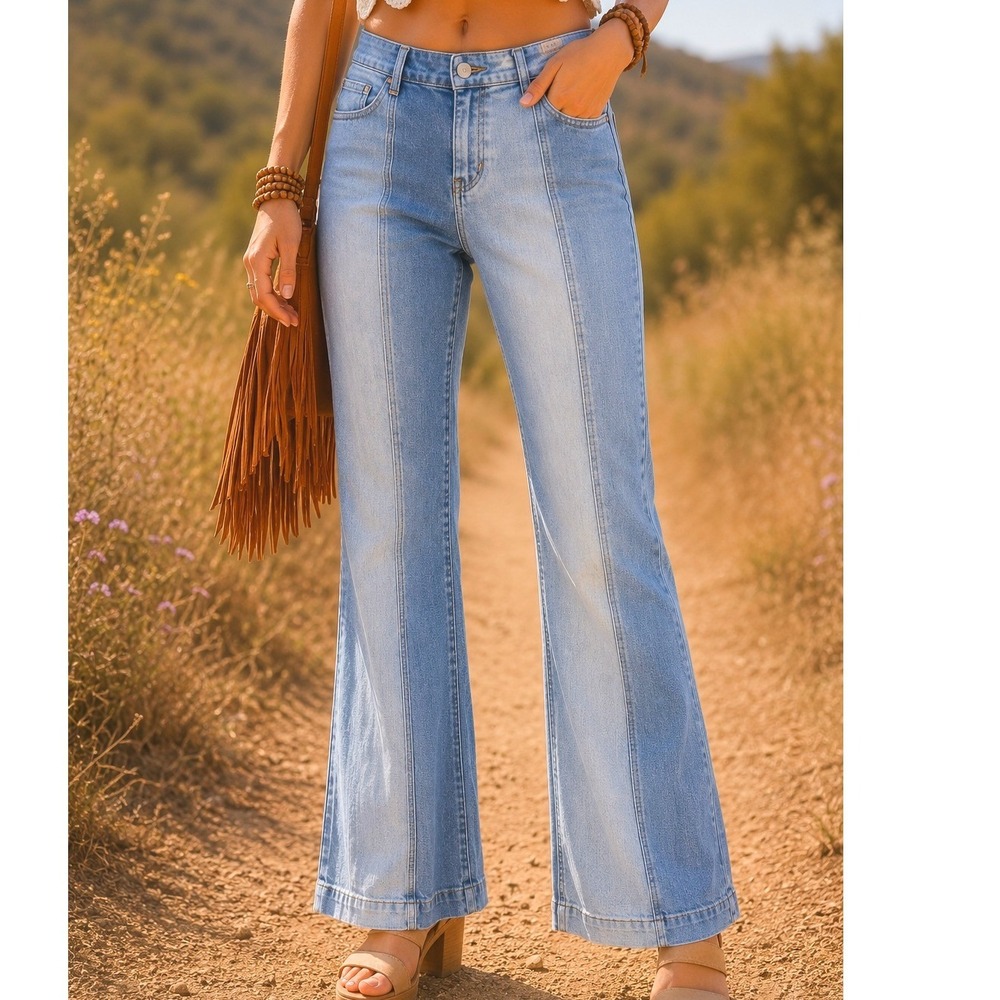 Shyanne Women Two Tone High Rise Flare‎ Jeans Blue Paneled Bell Bottom Size 32
